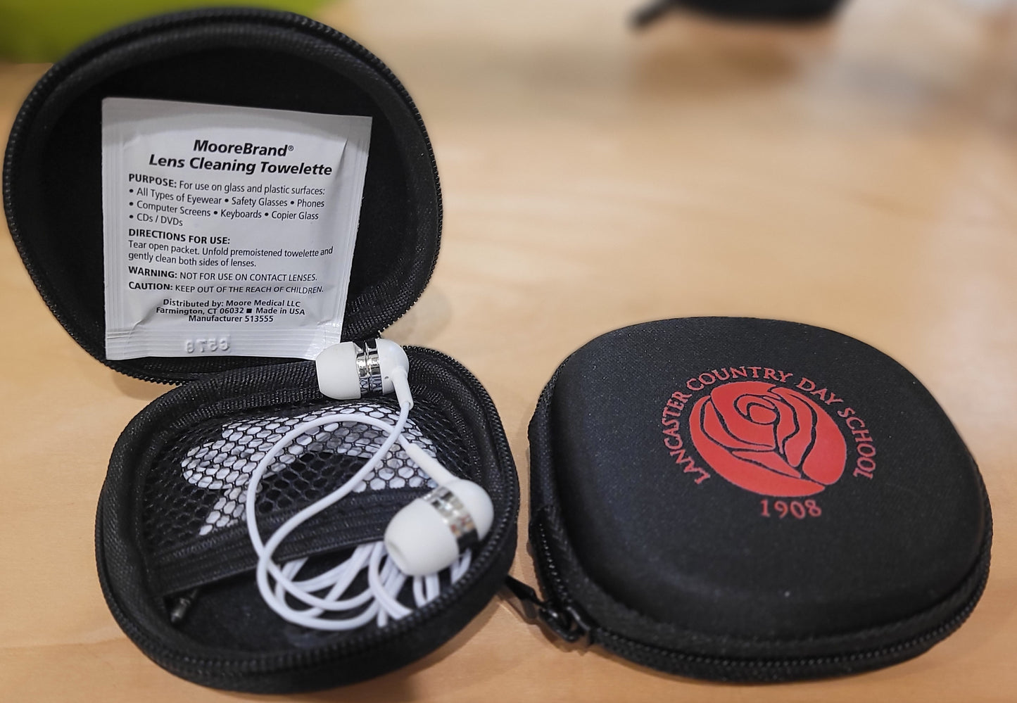 Ear Bud pouch - plug in only
